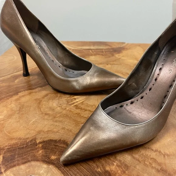 Bronze Pointed-Toe Women's Pumps - Picture 2 of 3
